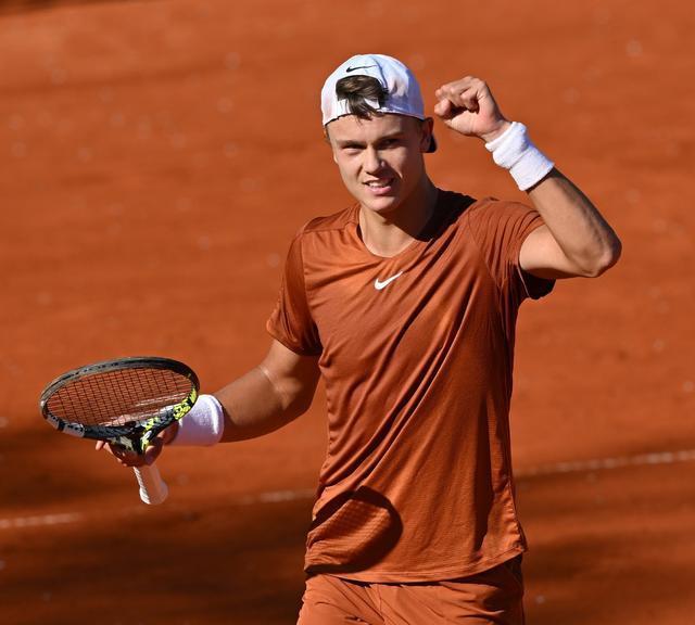 赛与参赛体 赛与参赛体